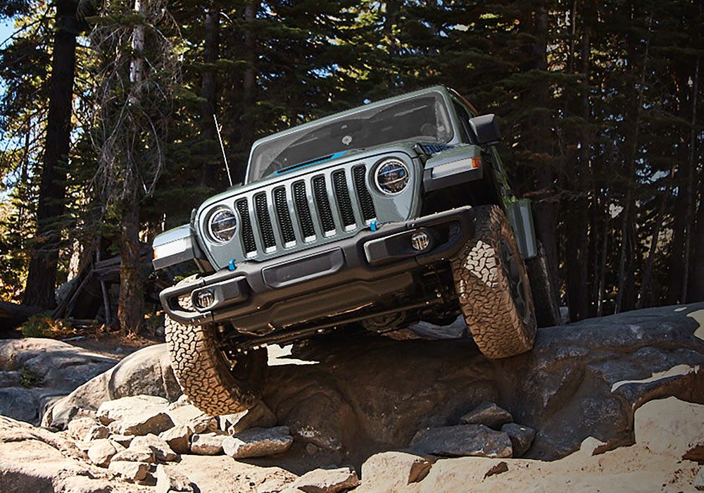 Capacidad del Jeep® Wrangler 4x4 2023​​​​​​​ - Trail Rated para condiciones  todoterreno